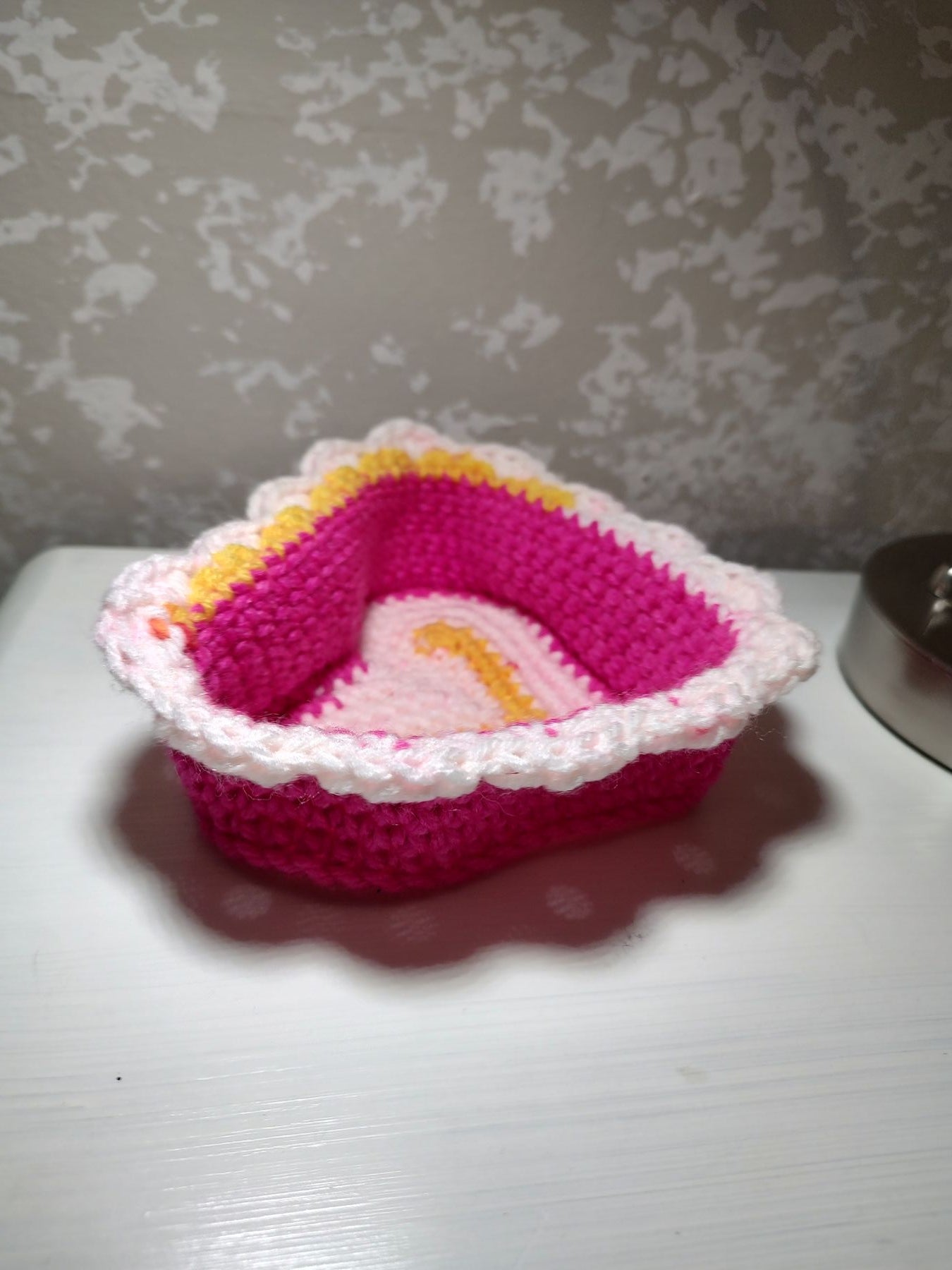 Heart basket