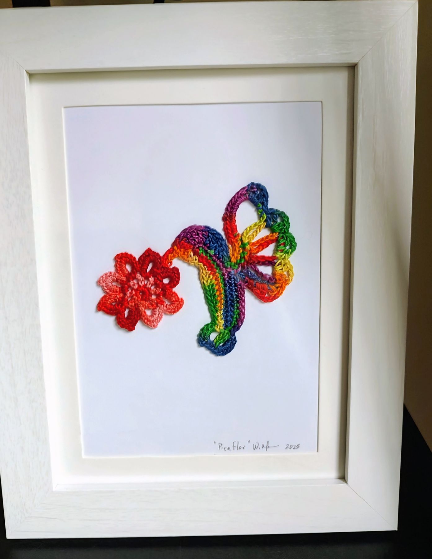 "Picaflor" crochet wall art