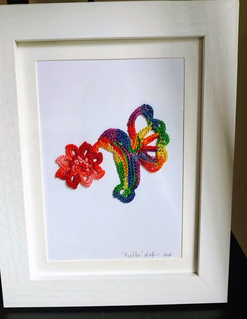 "Picaflor" crochet wall art